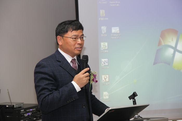 nEO_IMG_IMG_5782